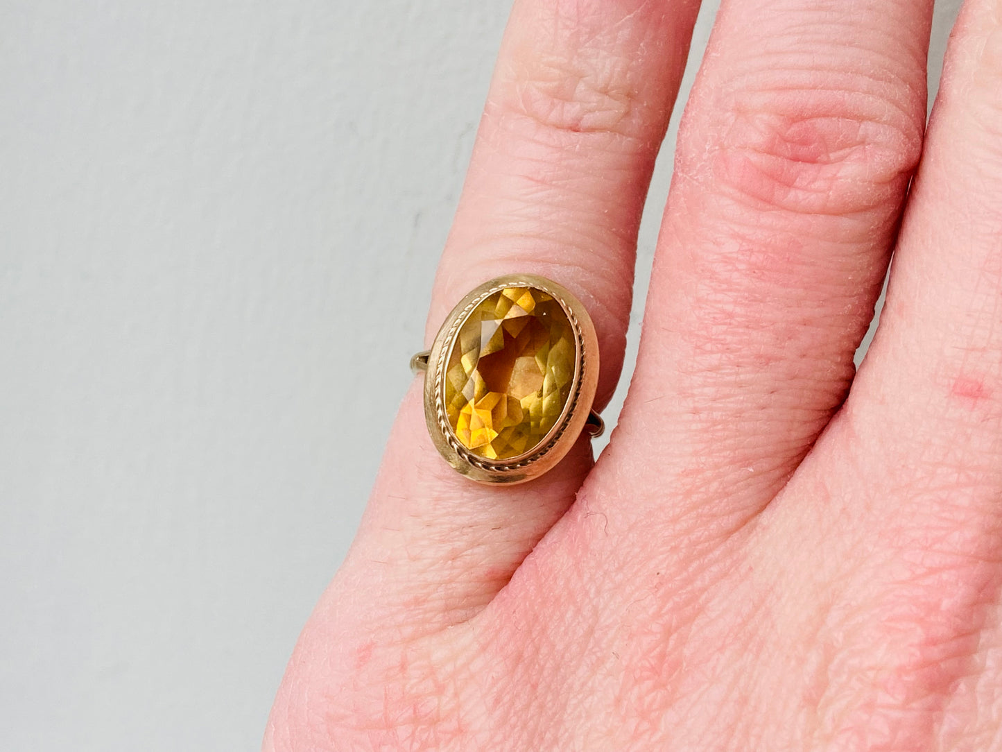 Vintage 9ct Gold Citrine Ring