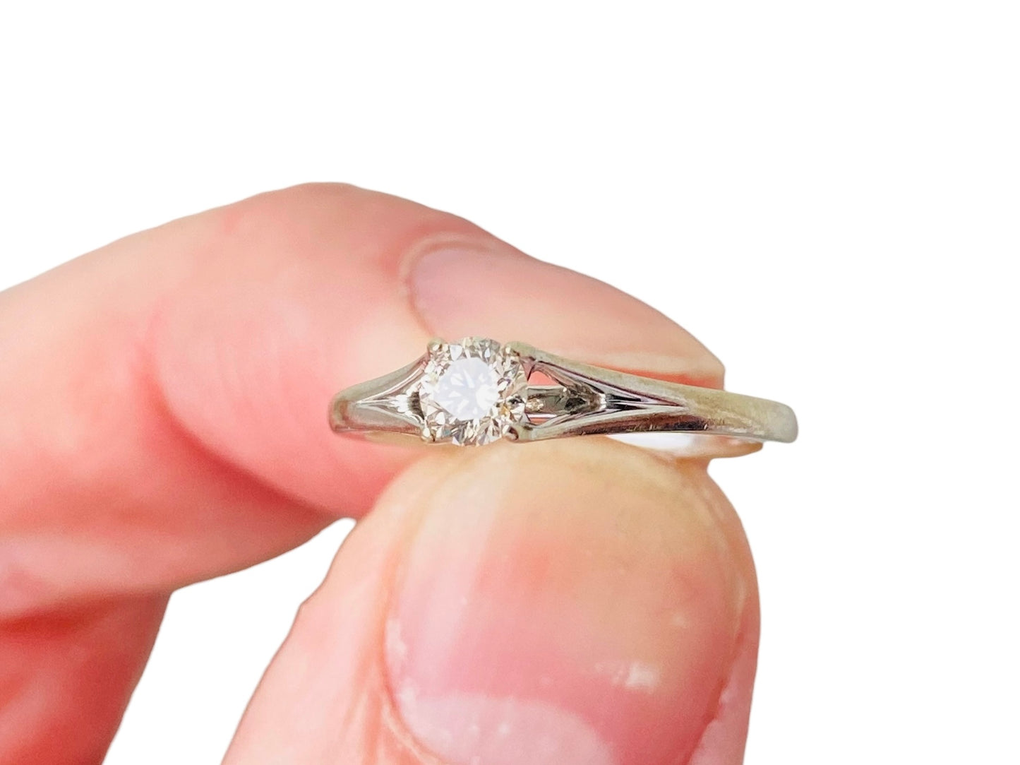 9ct Gold Diamond Ring