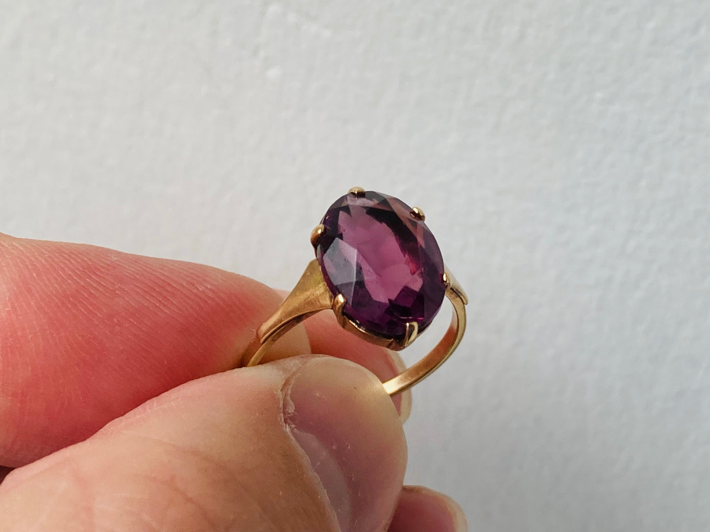 Vintage 9ct Gold Amethyst Ring