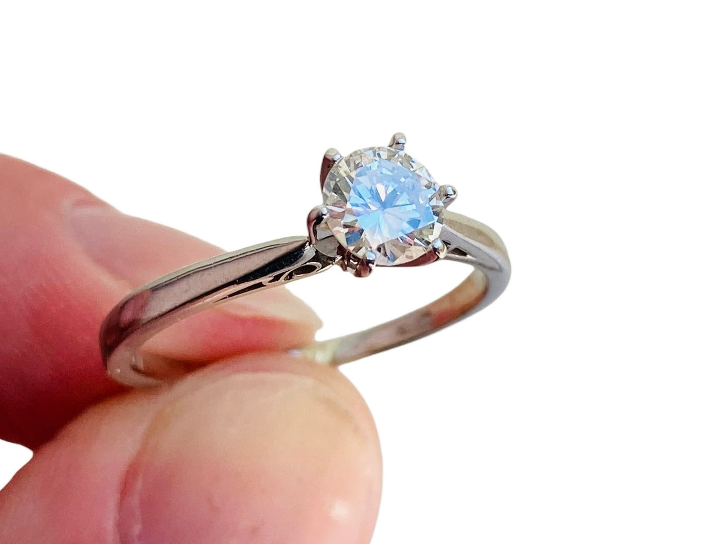 Vintage 18ct Gold 0.65ct Solitaire Diamond Ring