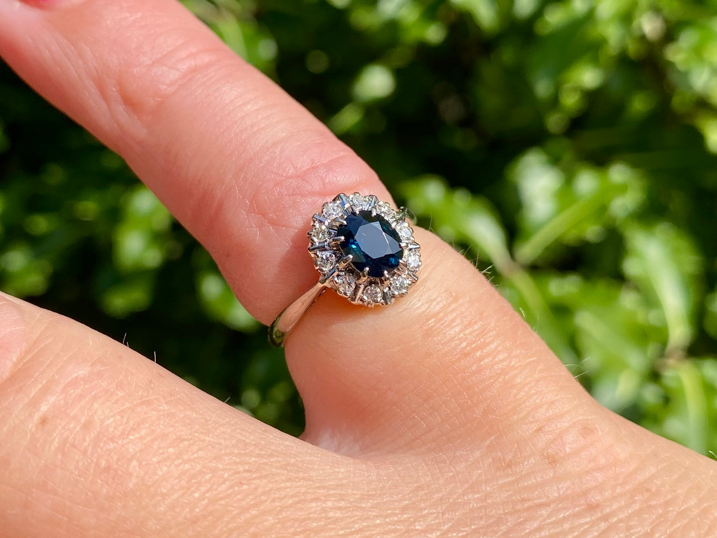 Vintage 18ct Gold Sapphire & Diamond Ring