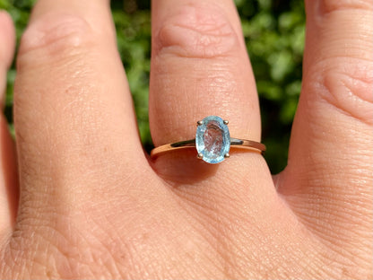 9ct Gold Aquamarine Ring