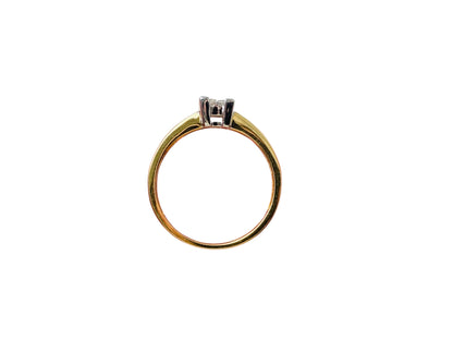 18ct Gold Diamond Ring