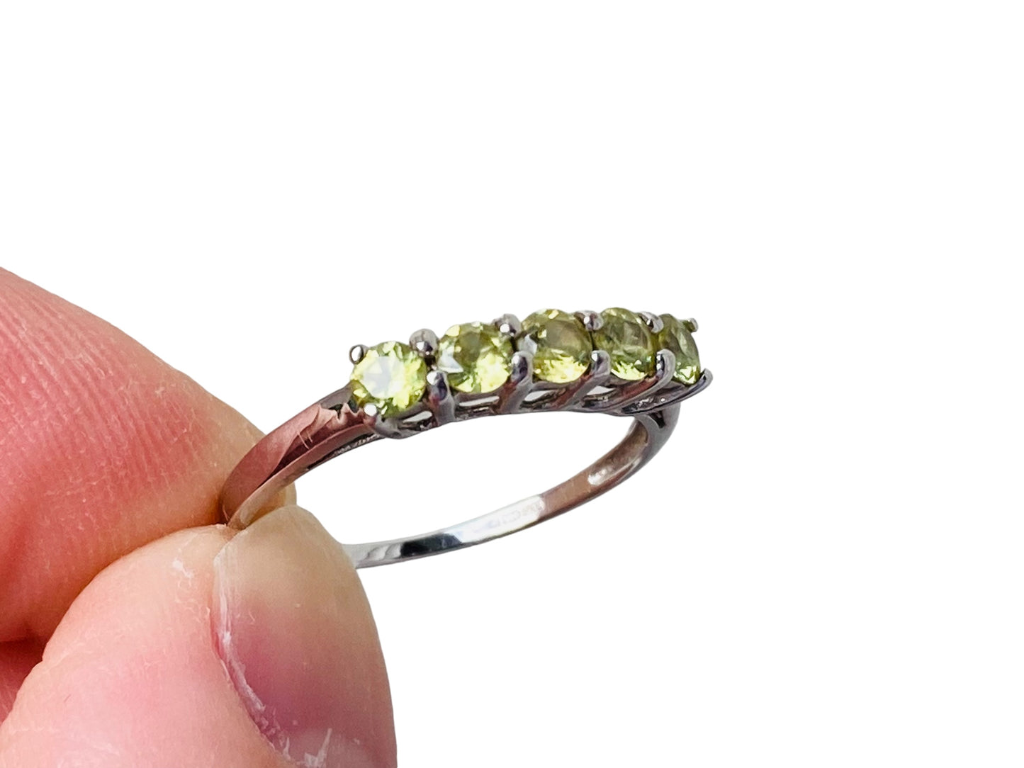 9ct Gold Peridot Ring