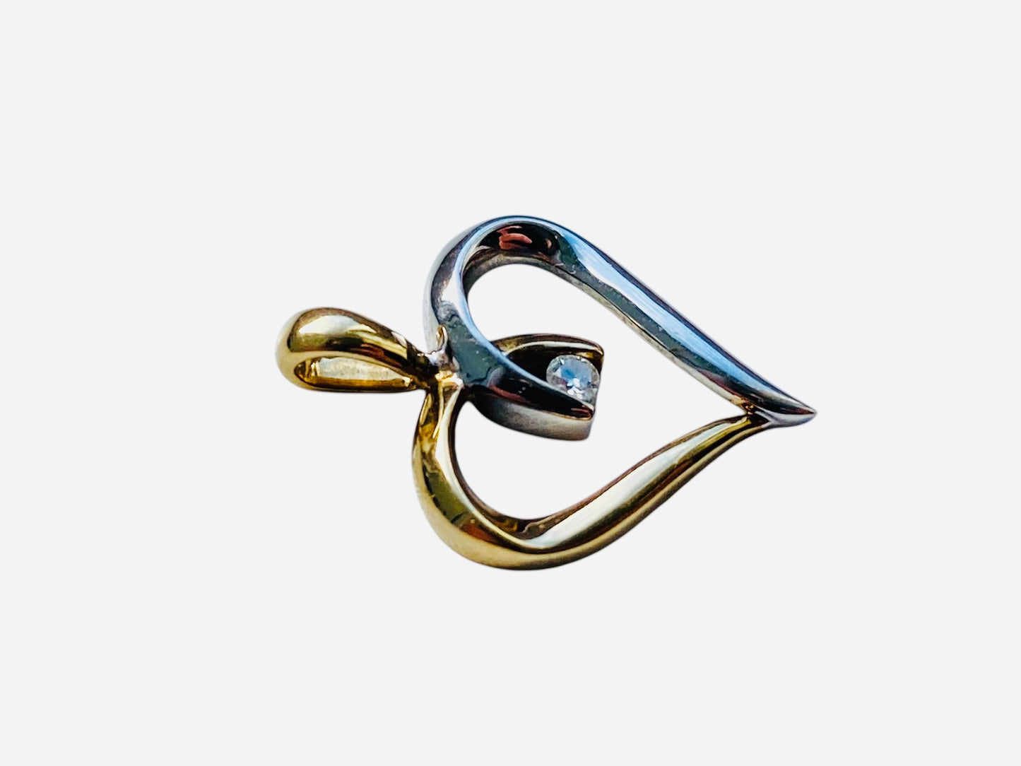 9ct Gold Diamond Heart Pendant