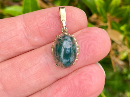 Vintage 9ct Gold Moss Agate Pendant