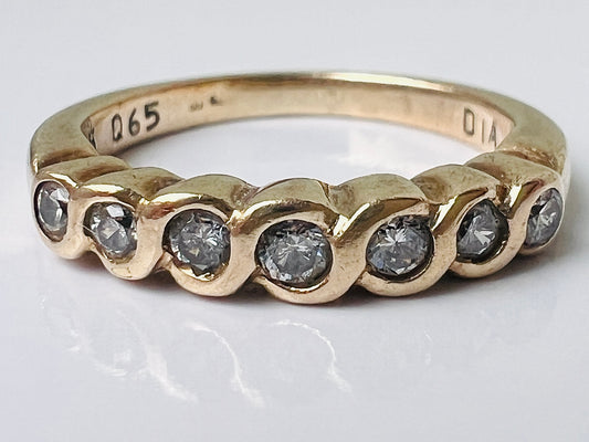 9ct Gold Diamond Ring