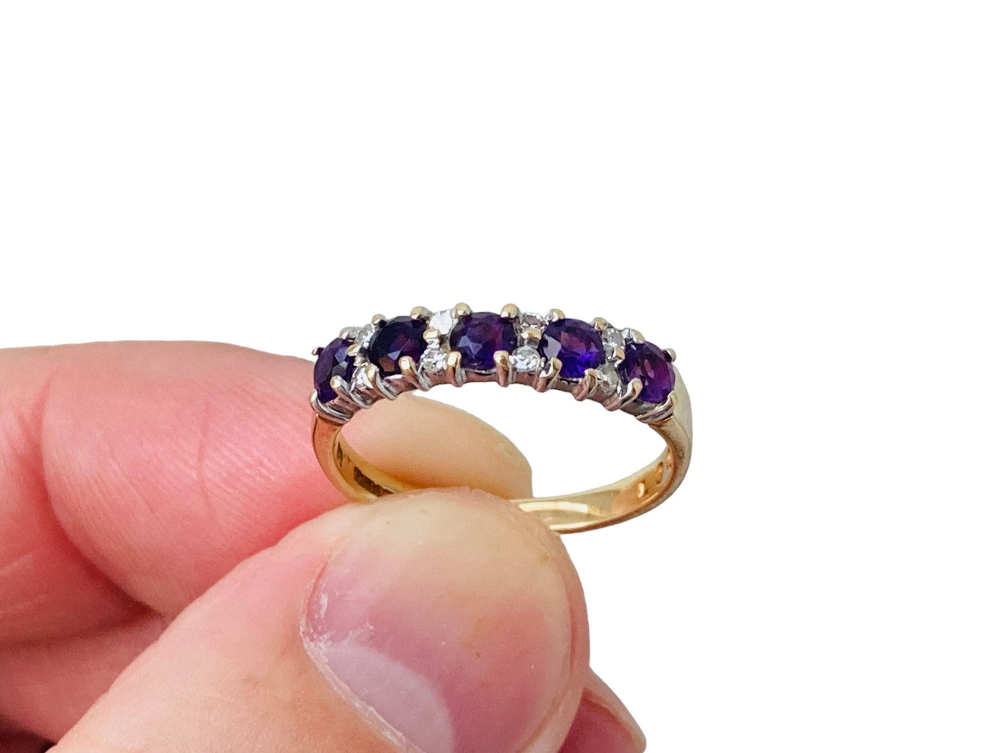 9ct Gold Amethyst & Diamond Ring