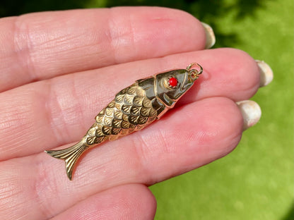 Vintage 9ct Gold Articulated Fish Pendant Or Charm