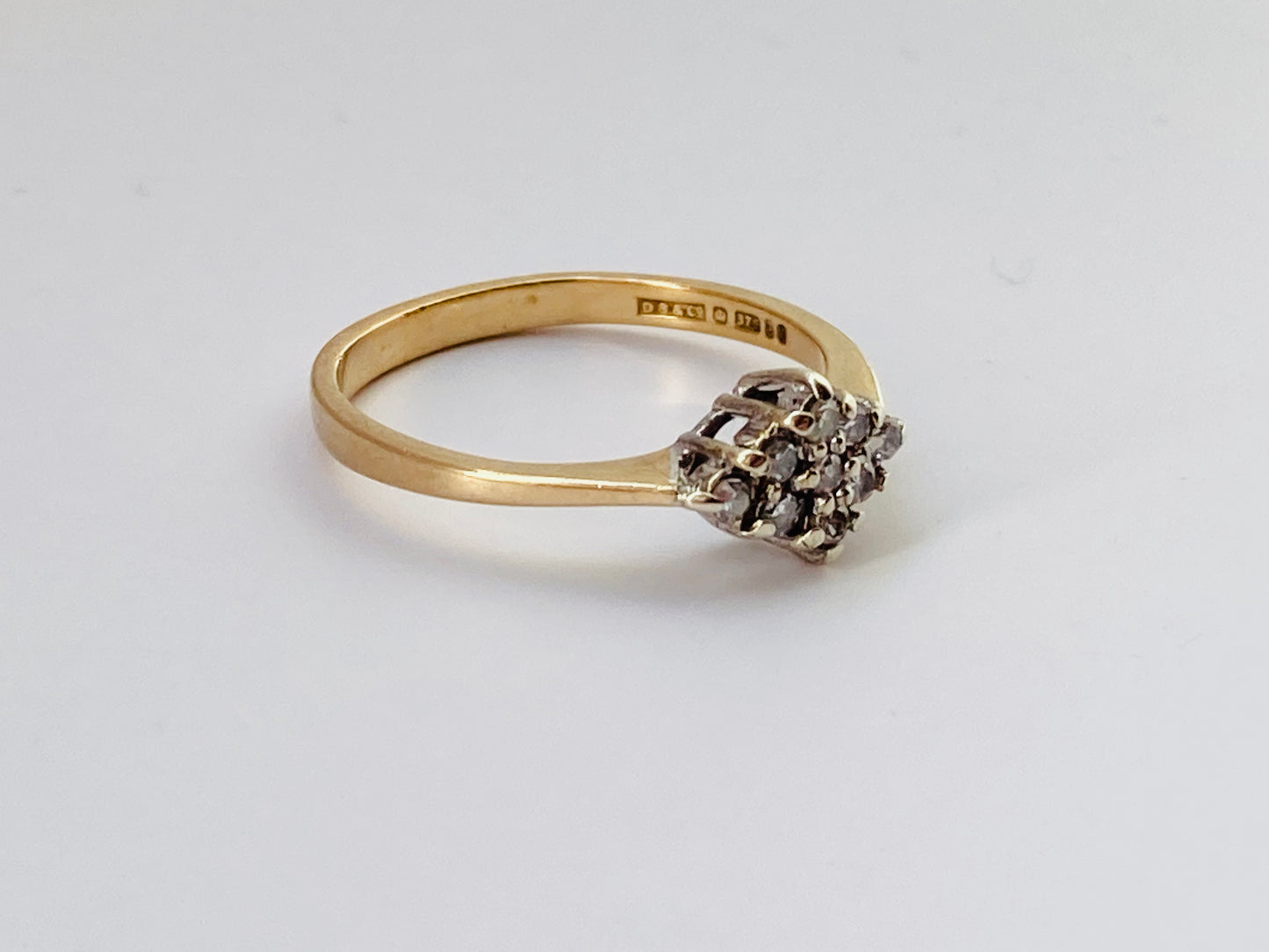 Vintage 9ct Gold Diamond Ring