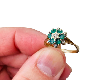 Vintage 9ct Gold Emerald & Diamond Ring