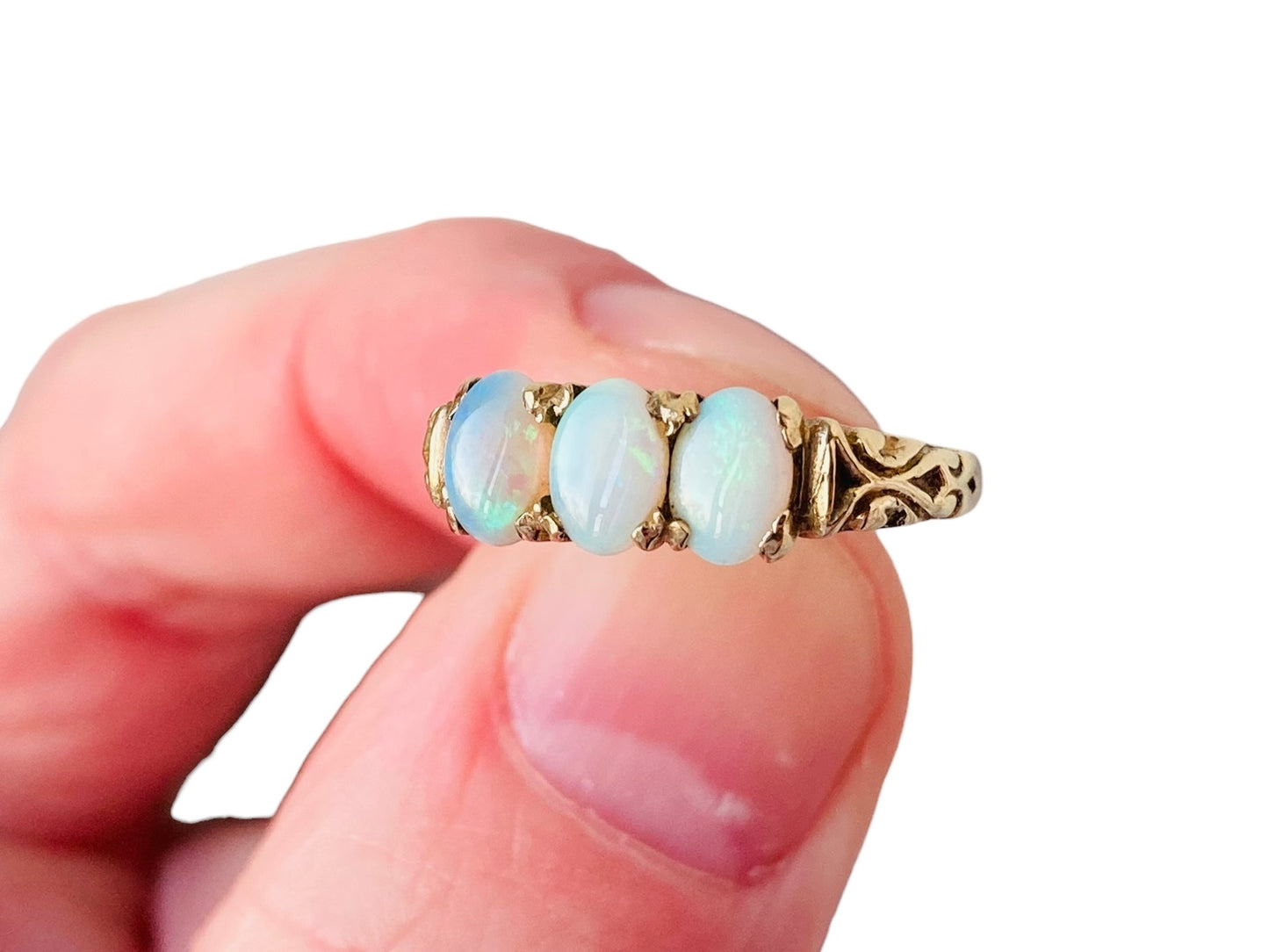 9ct Gold Opal Ring