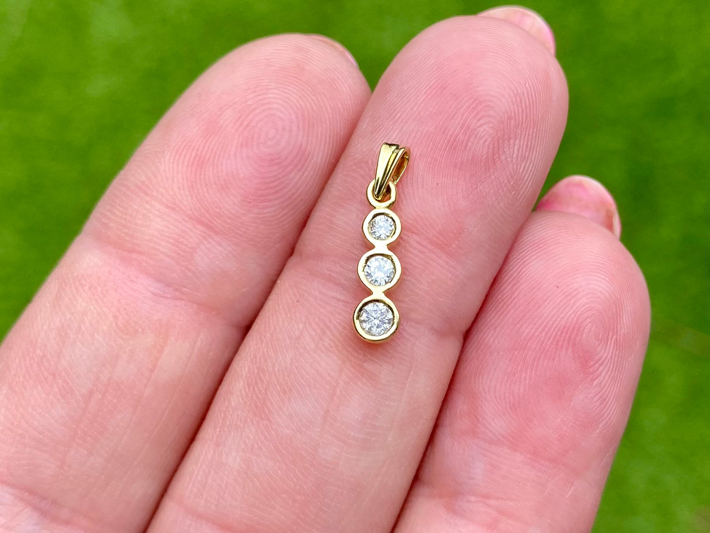 18ct Gold 0.20ct Diamond Pendant