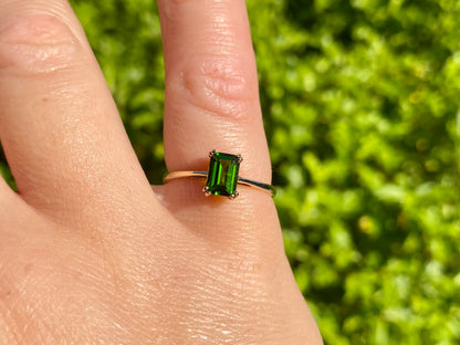 9ct Gold Diopside Ring