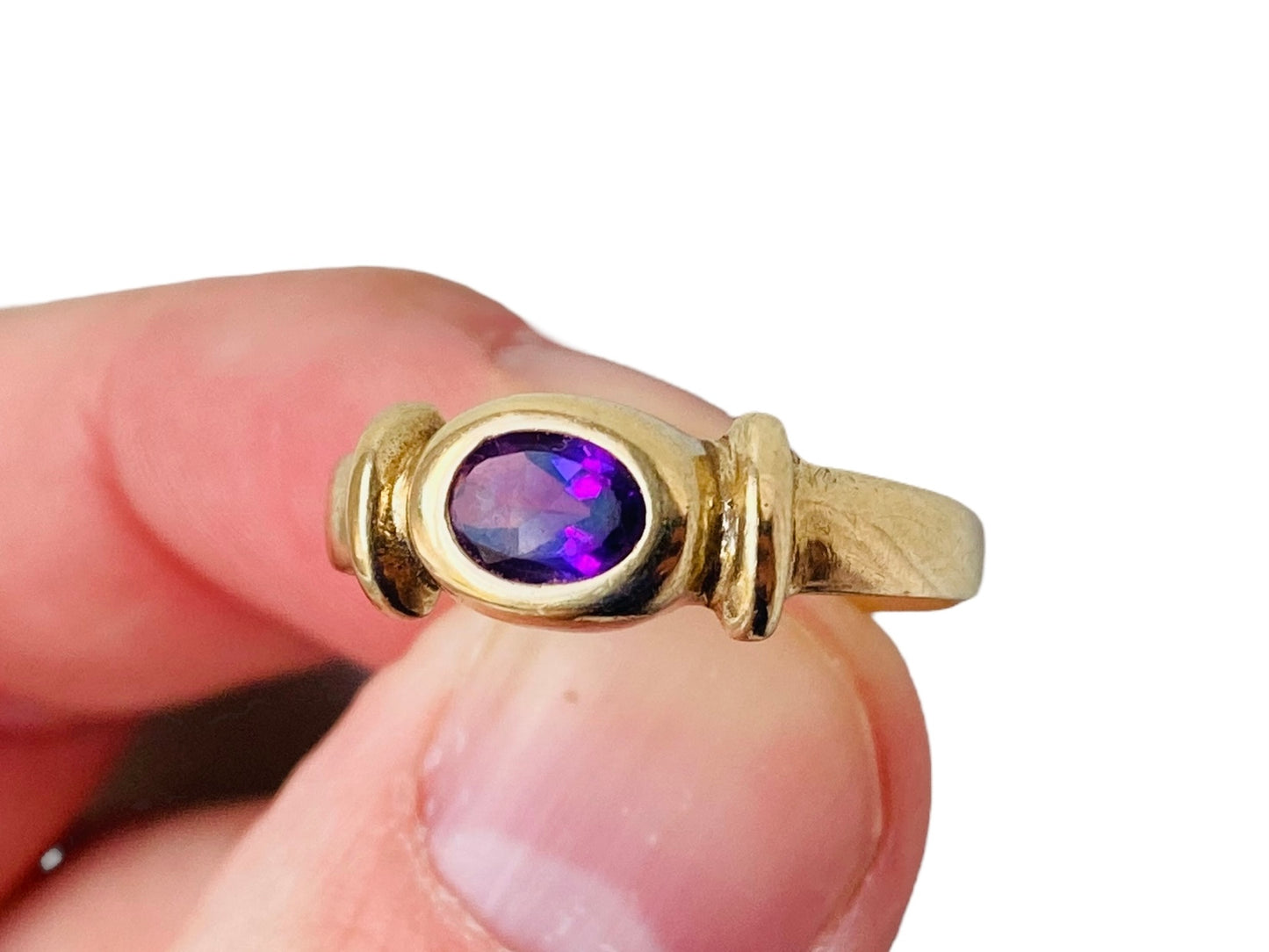 9ct Gold Amethyst Ring