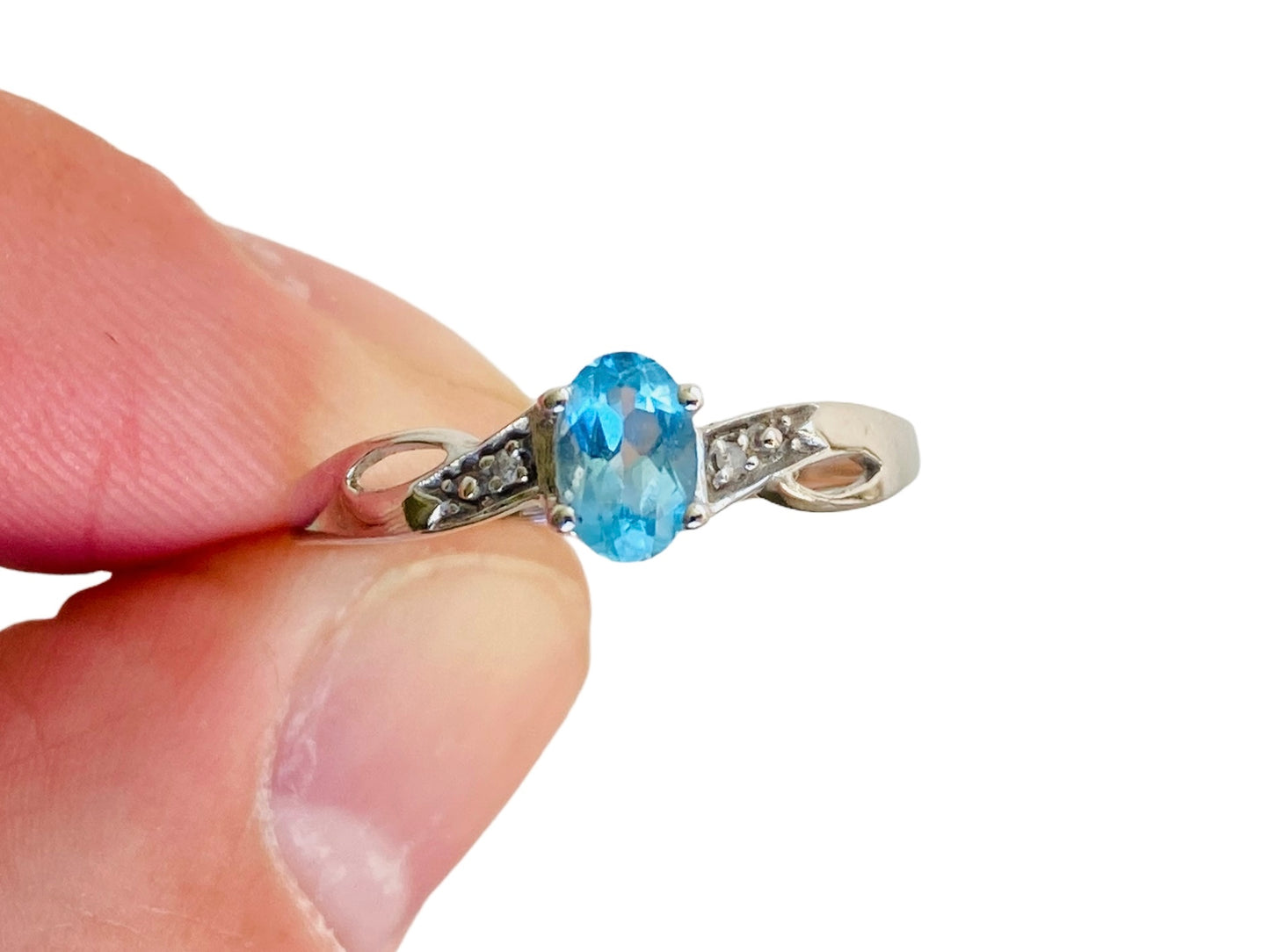 9ct Gold Topaz & Diamond Ring