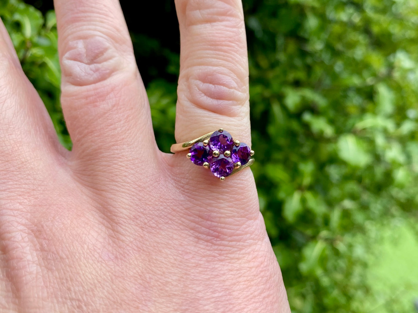 9ct Gold Amethyst Ring