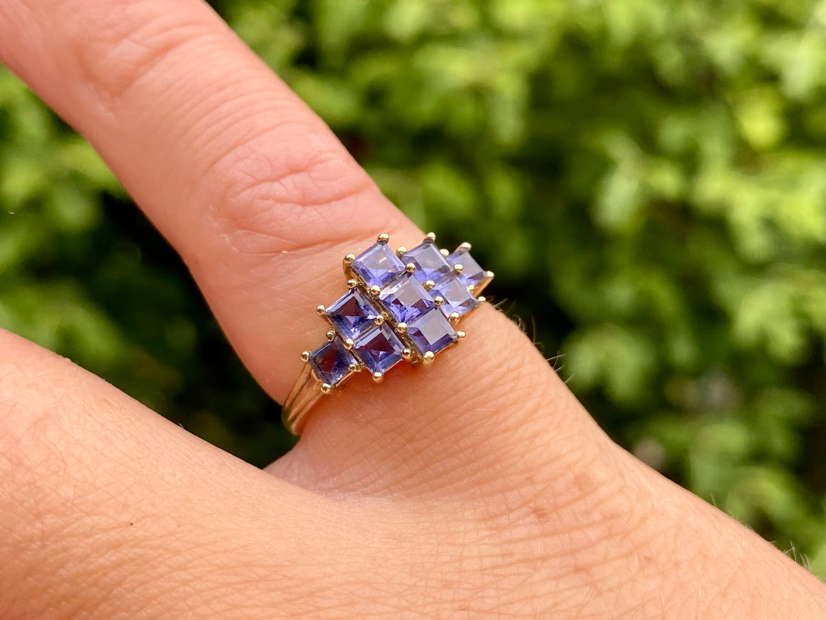 9ct Gold Iolite Ring