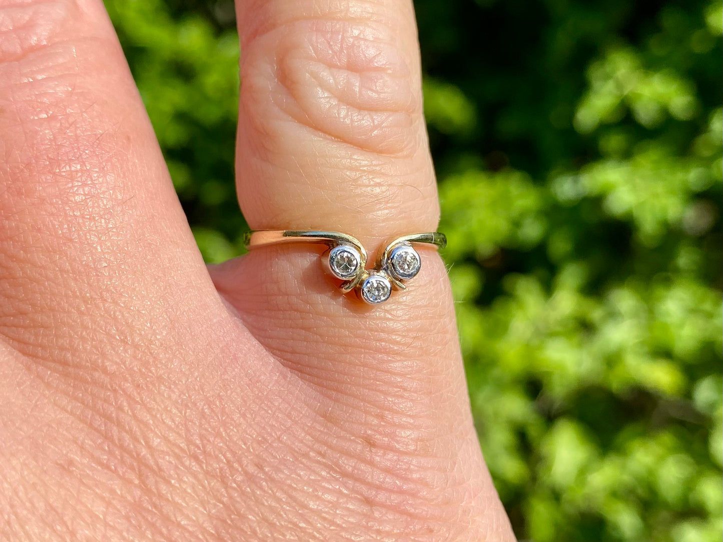 Vintage 9ct Gold Diamond Ring