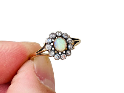 Antique 18ct Gold Opal & Diamond Ring