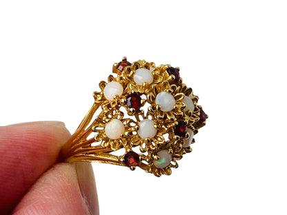 Vintage 9ct Gold Opal & Garnet Ring
