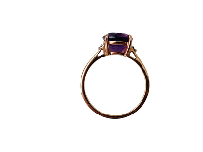 9ct Gold Amethyst & Diamond Ring