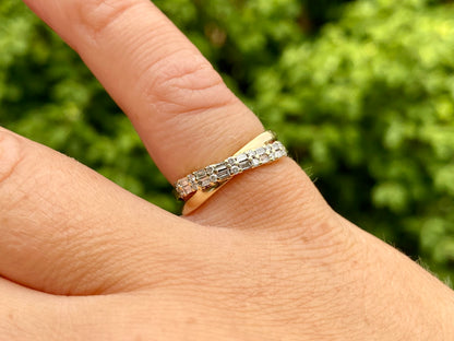 9ct Gold Diamond Crossover  Ring