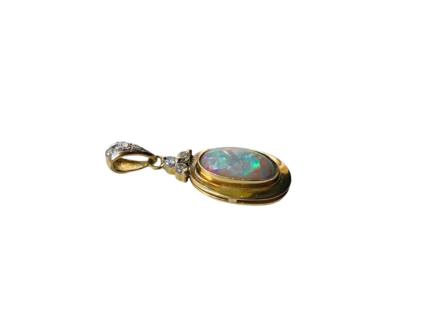 18ct Gold Opal & Diamond Pendant