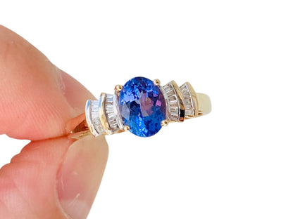 9ct Gold Tanzanite & Diamond Ring