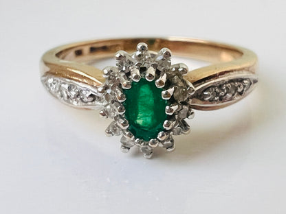 9ct Gold Emerald & Diamond Ring