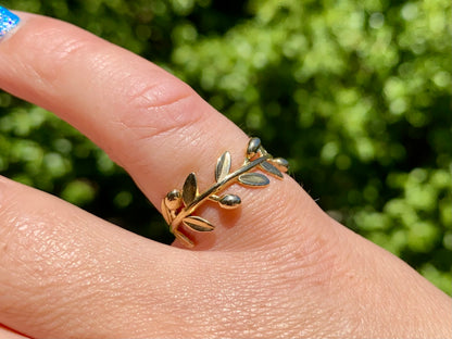 9ct Gold Olive Leaf Ring