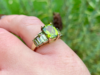 9ct Gold Peridot Ring