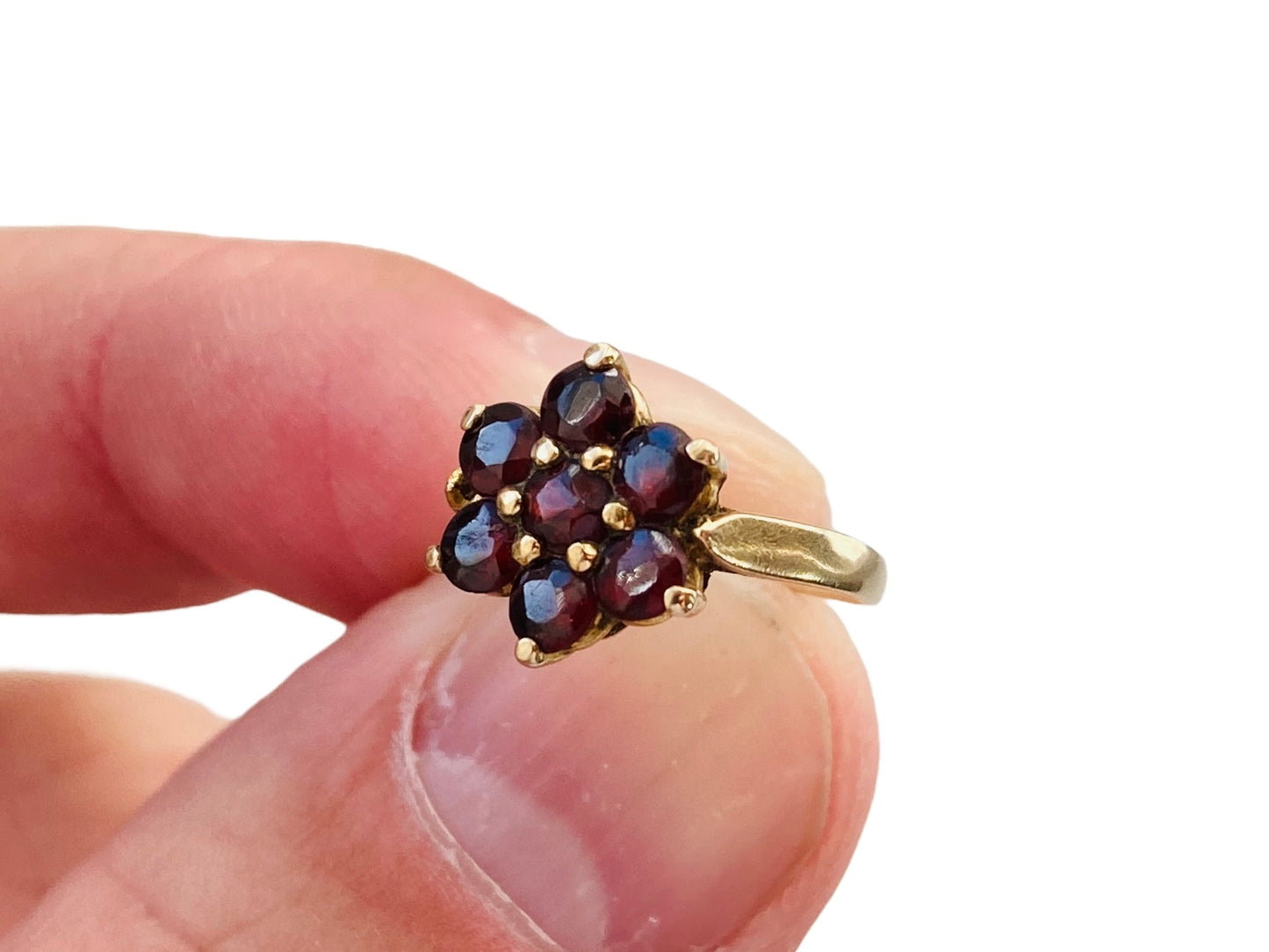 Vintage 9ct Gold Garnet Ring