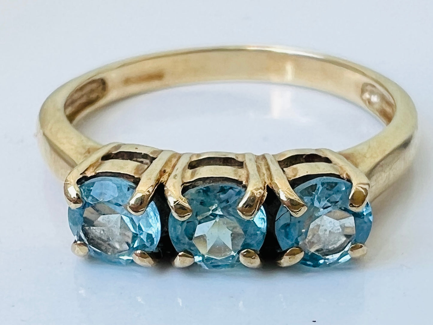 9ct Gold Blue Zircon Ring