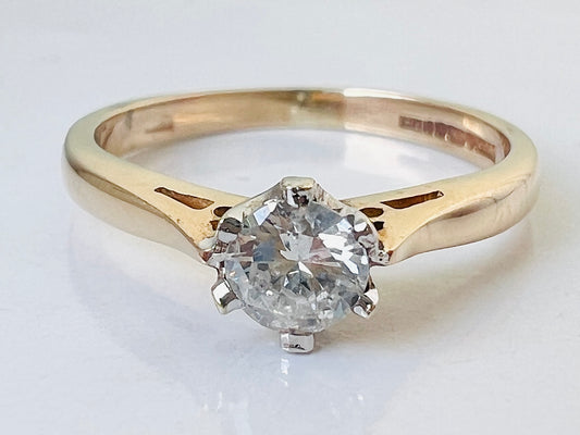 Vintage 9ct Gold Diamond Ring