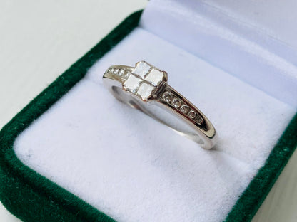 18ct Gold Diamond Ring