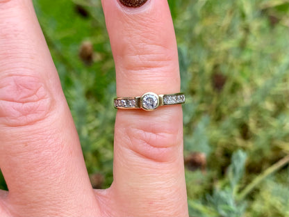 Vintage 9ct Gold Diamond Ring