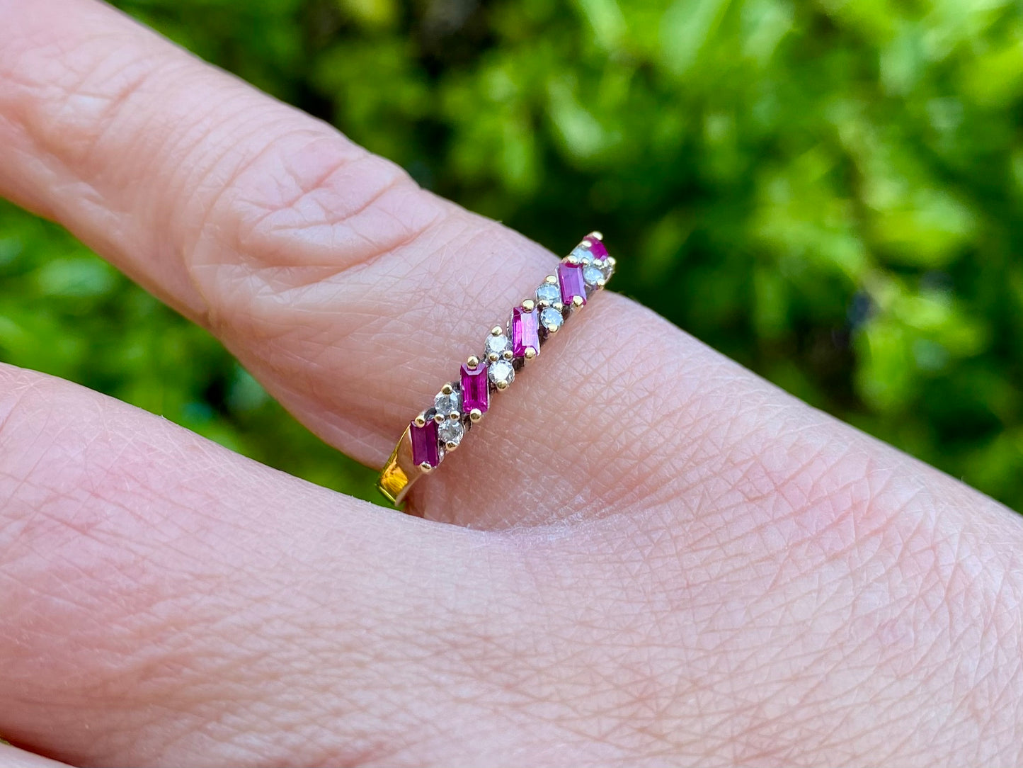 18ct Gold Ruby & Diamond Ring