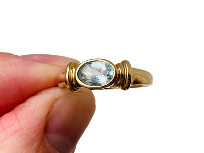 9ct Gold Aquamarine Ring