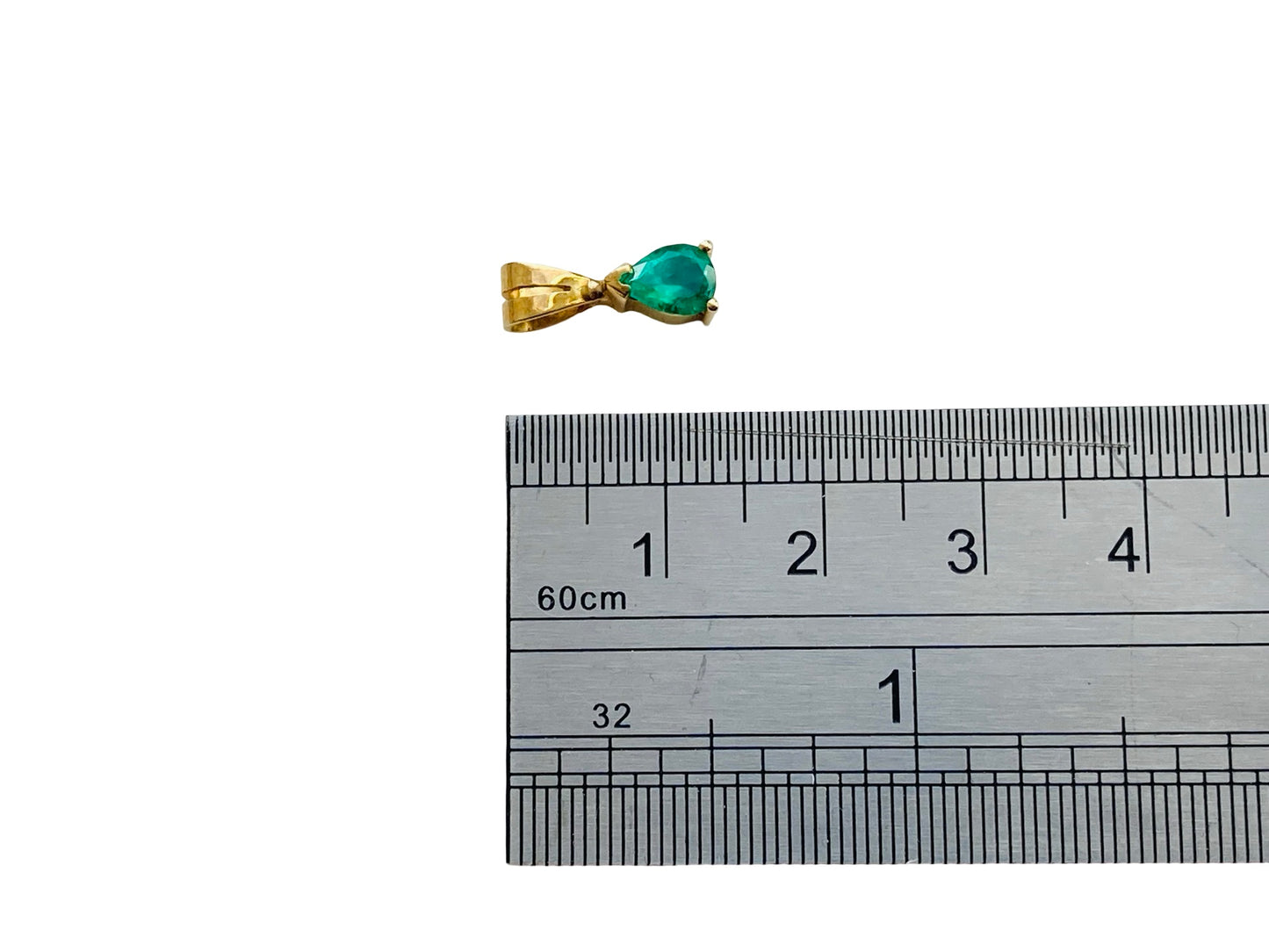 18ct Gold Emerald Pendant