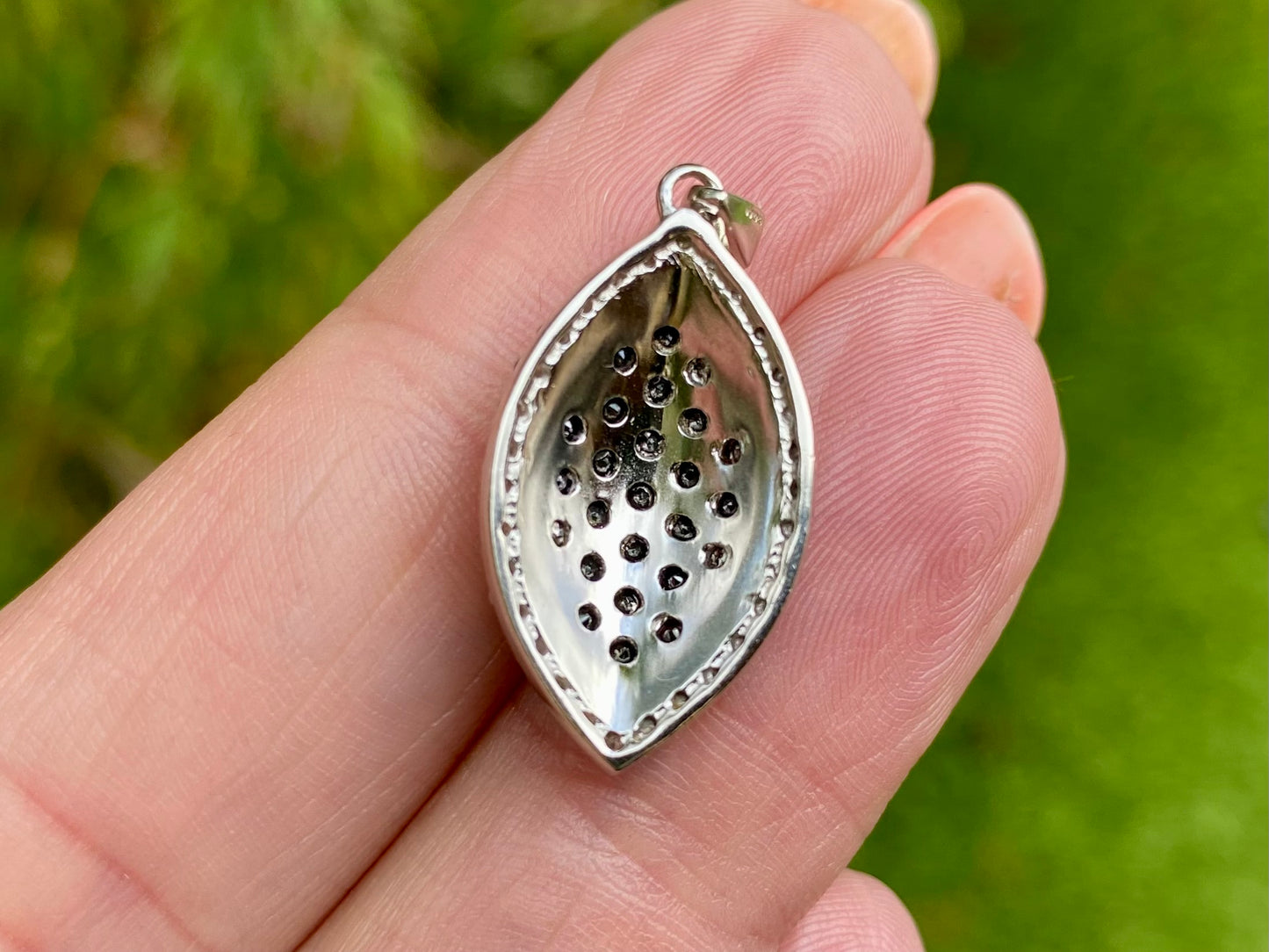 9ct Gold Black & White Diamond Pendant