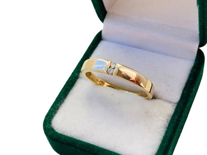 9ct Gold Diamond Ring