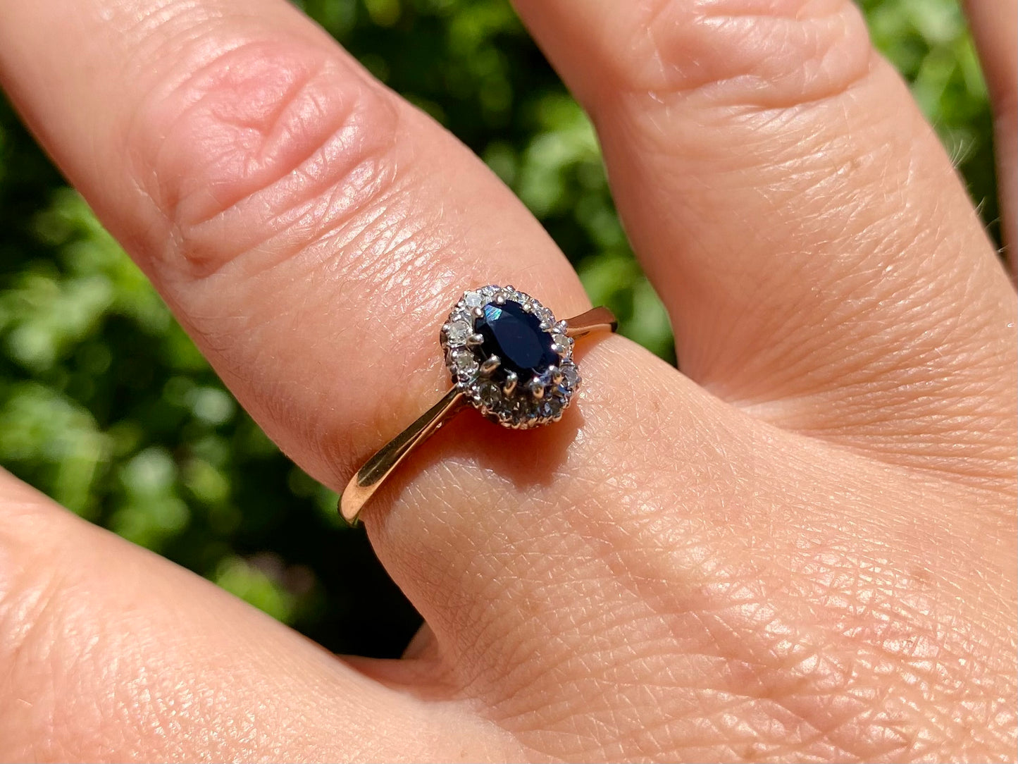 Vintage 9ct Gold Sapphire & Diamond Ring
