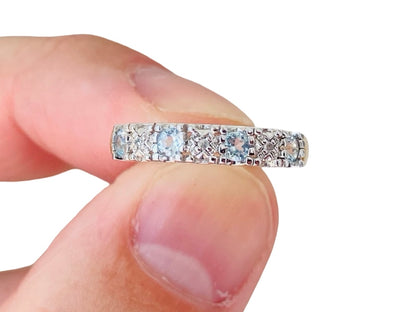 9ct Gold Aquamarine & Diamond Ring