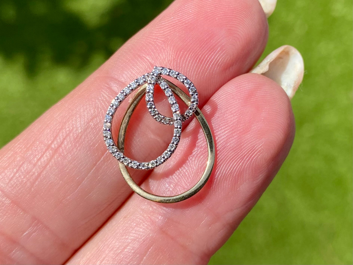 9ct Gold Diamond Pendant