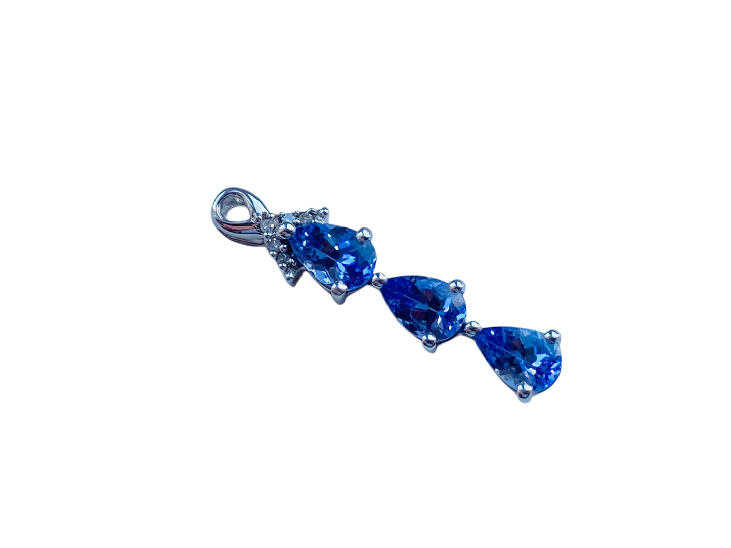 9ct Gold Tanzanite & Diamond Pendant