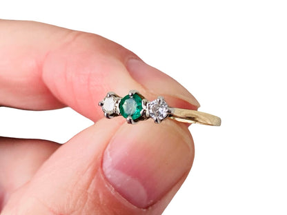 Vintage 9ct Gold Emerald & Diamond Trilogy Ring