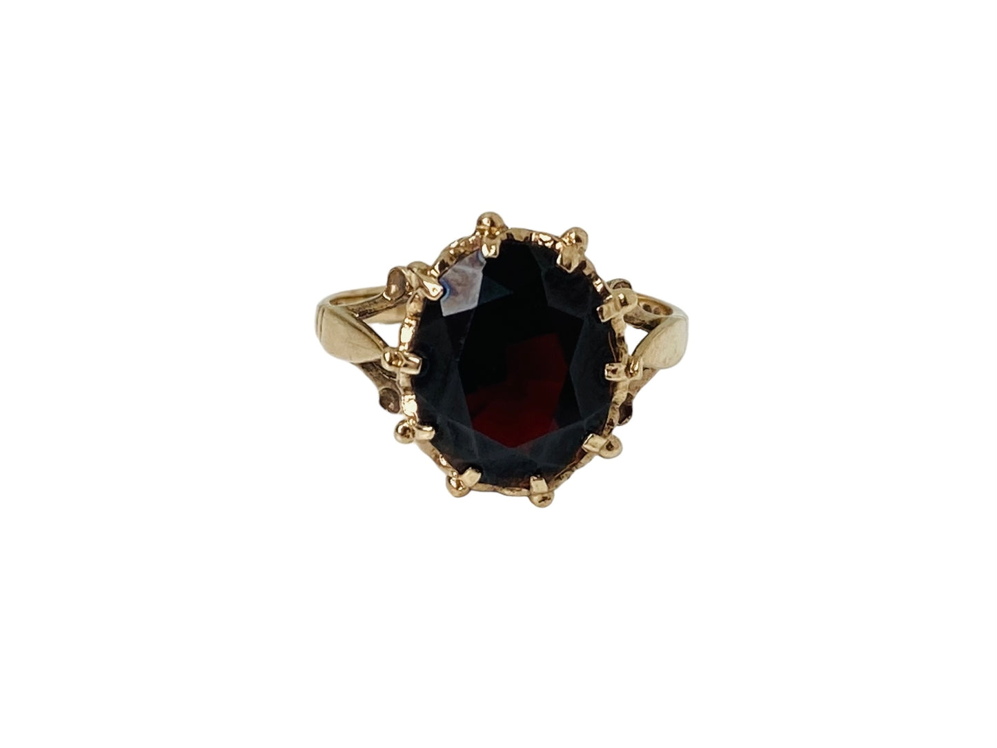 Vintage 9ct Gold Garnet Ring