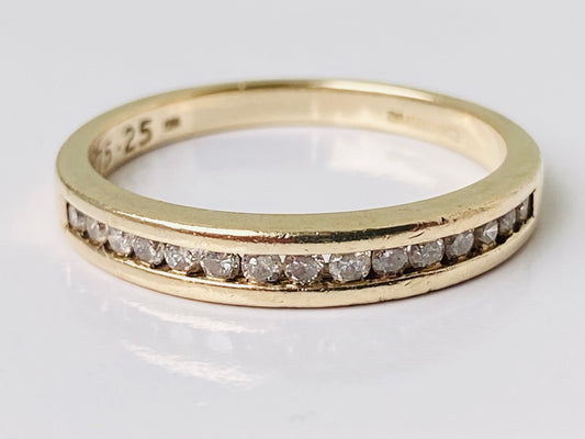 9ct Gold Fifteen-Stone Diamond Band Ring