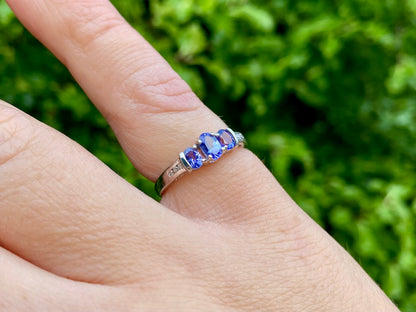 9ct Gold Tanzanite & Diamond Ring